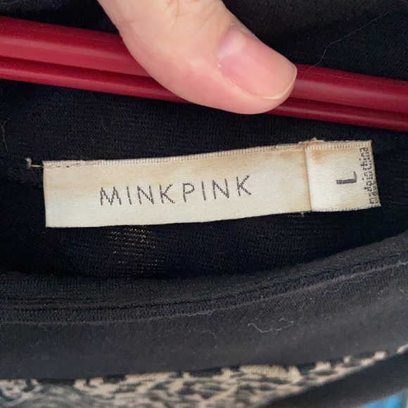 Long sleeve Mink Pink Dress. - Picture 4 of 4